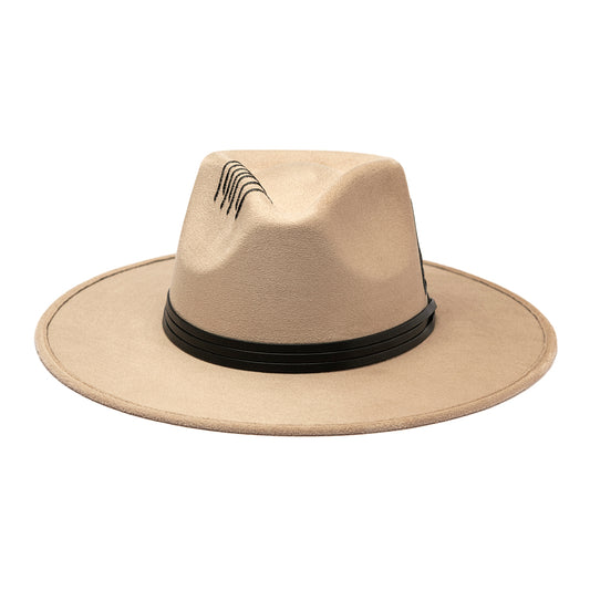 LE TRIANGLE MOKA - AHO IBIZA